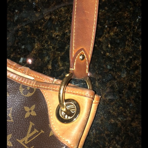 LOUIS VUITTON Monogram Galliera PM - Picture 7 of 8